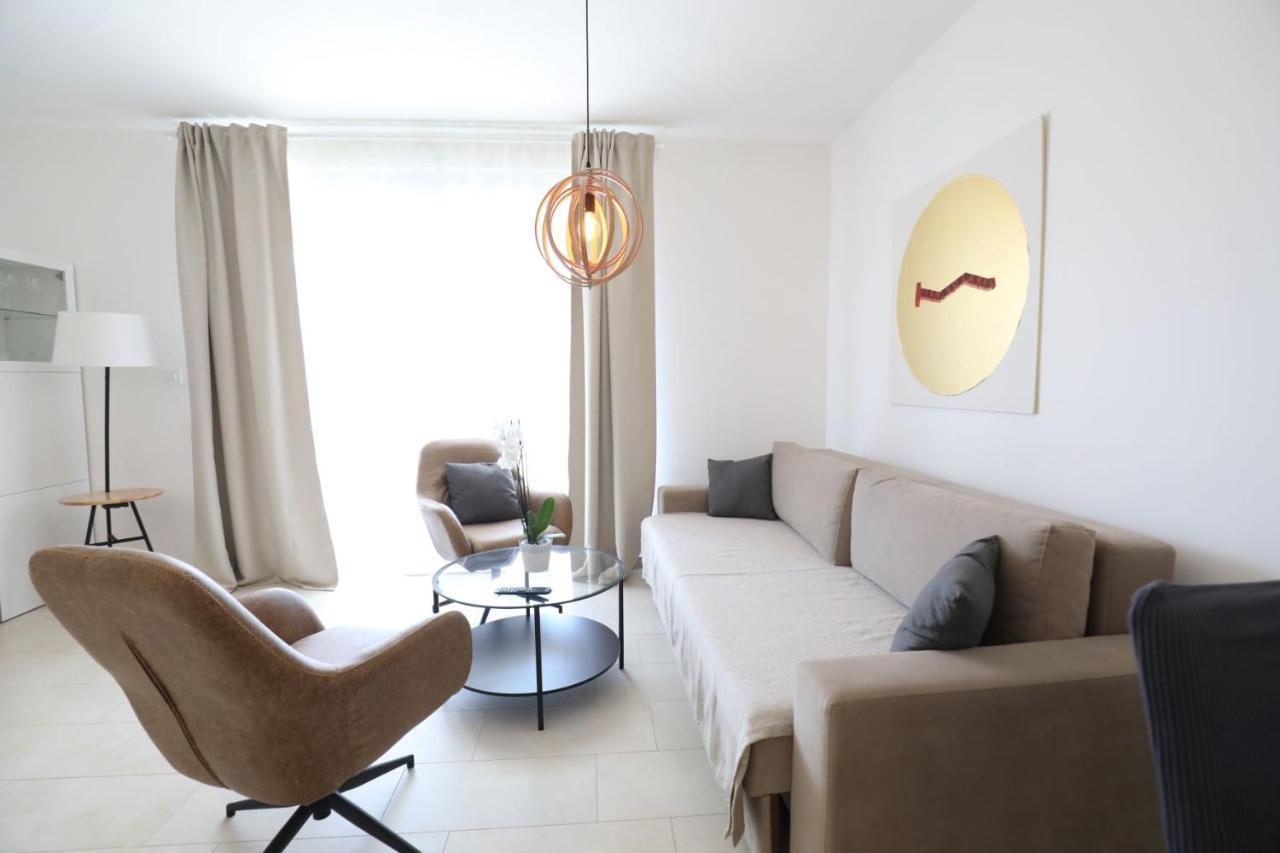 Smil'E Apartments Vodice Exterior photo